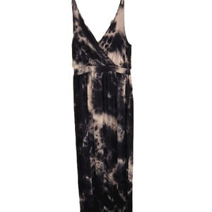 Womens One Clothing tie dye maxi dress size Medium.